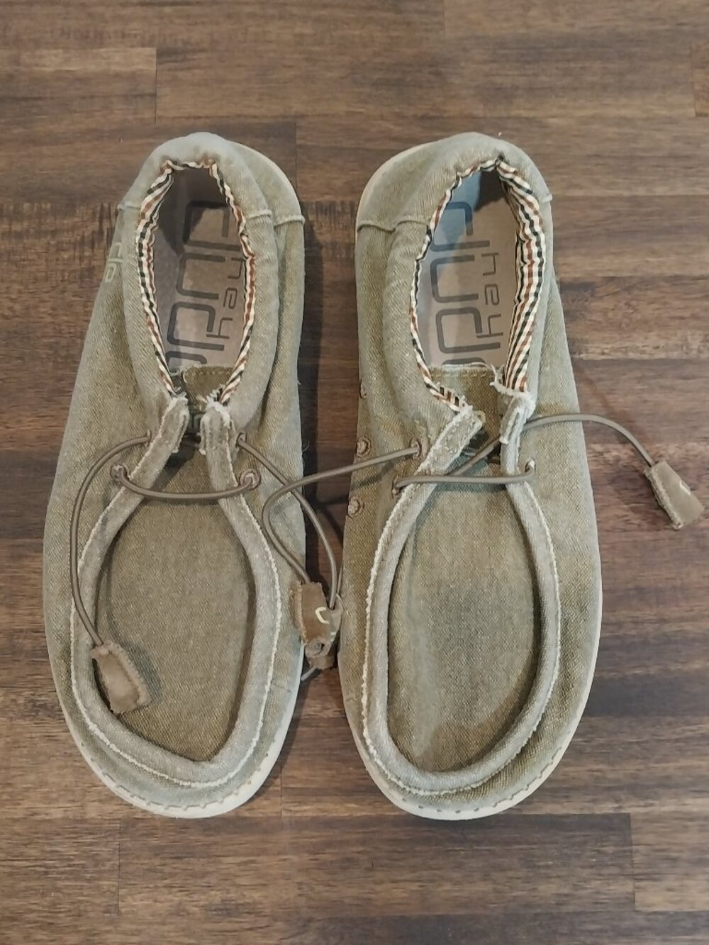 HEY DUDE Comfort Walking Shoes Mens 7 Green Canvas Lightweight Slip On Loafers